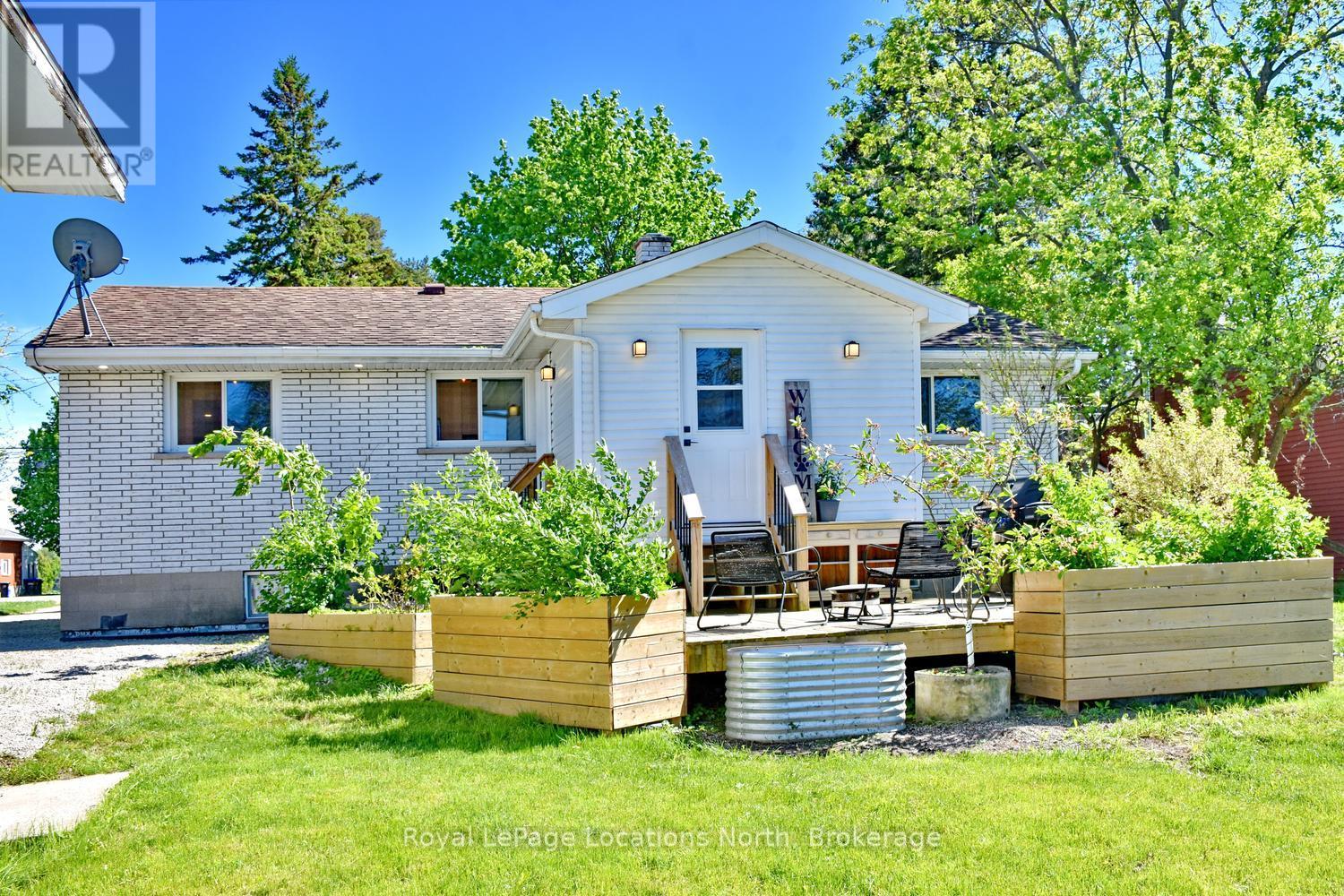 56 Batteaux Road, Clearview (Nottawa), Ontario  L9Y 3Z1 - Photo 4 - S13758958