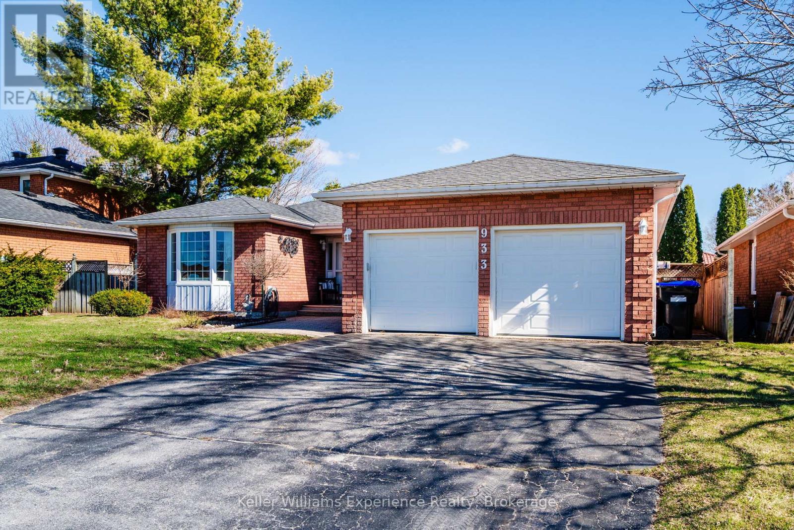 933 Playfair Road, Midland, Ontario  L4R 4X9 - Photo 2 - S13759176