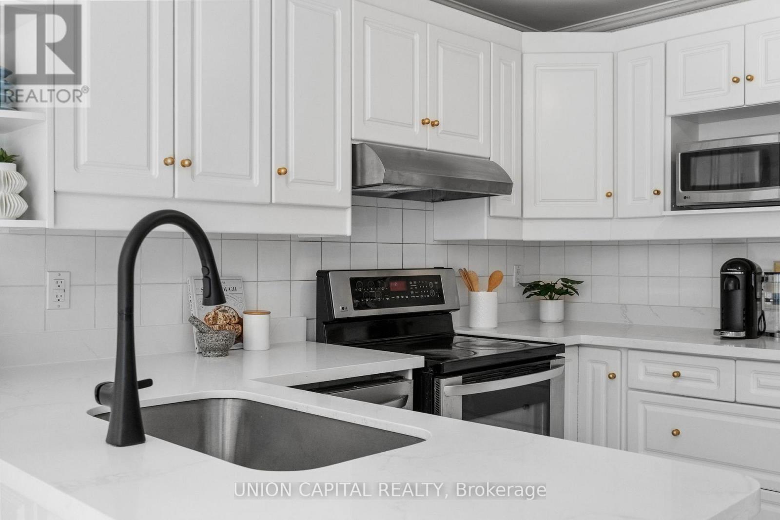99 Abitibi Avenue, Toronto, Ontario  M2M 2V5 - Photo 12 - C13758826