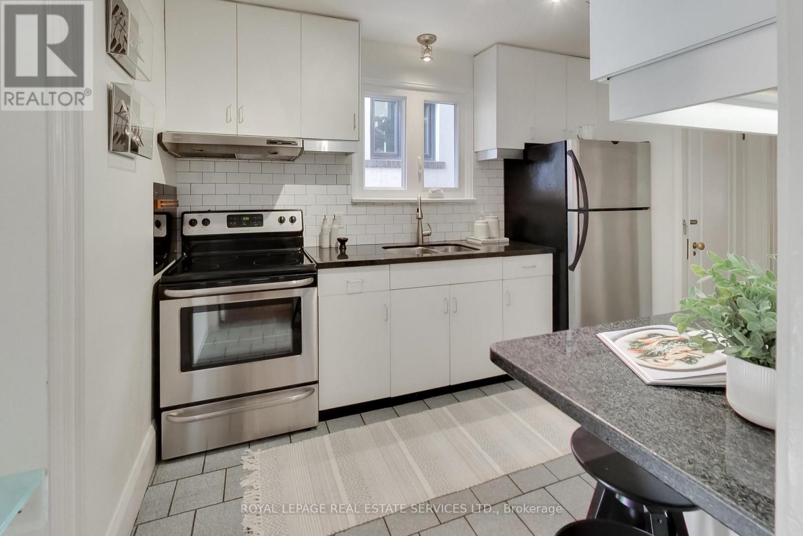 738 Huron Street, Toronto, Ontario  M4V 2W3 - Photo 16 - C13758844