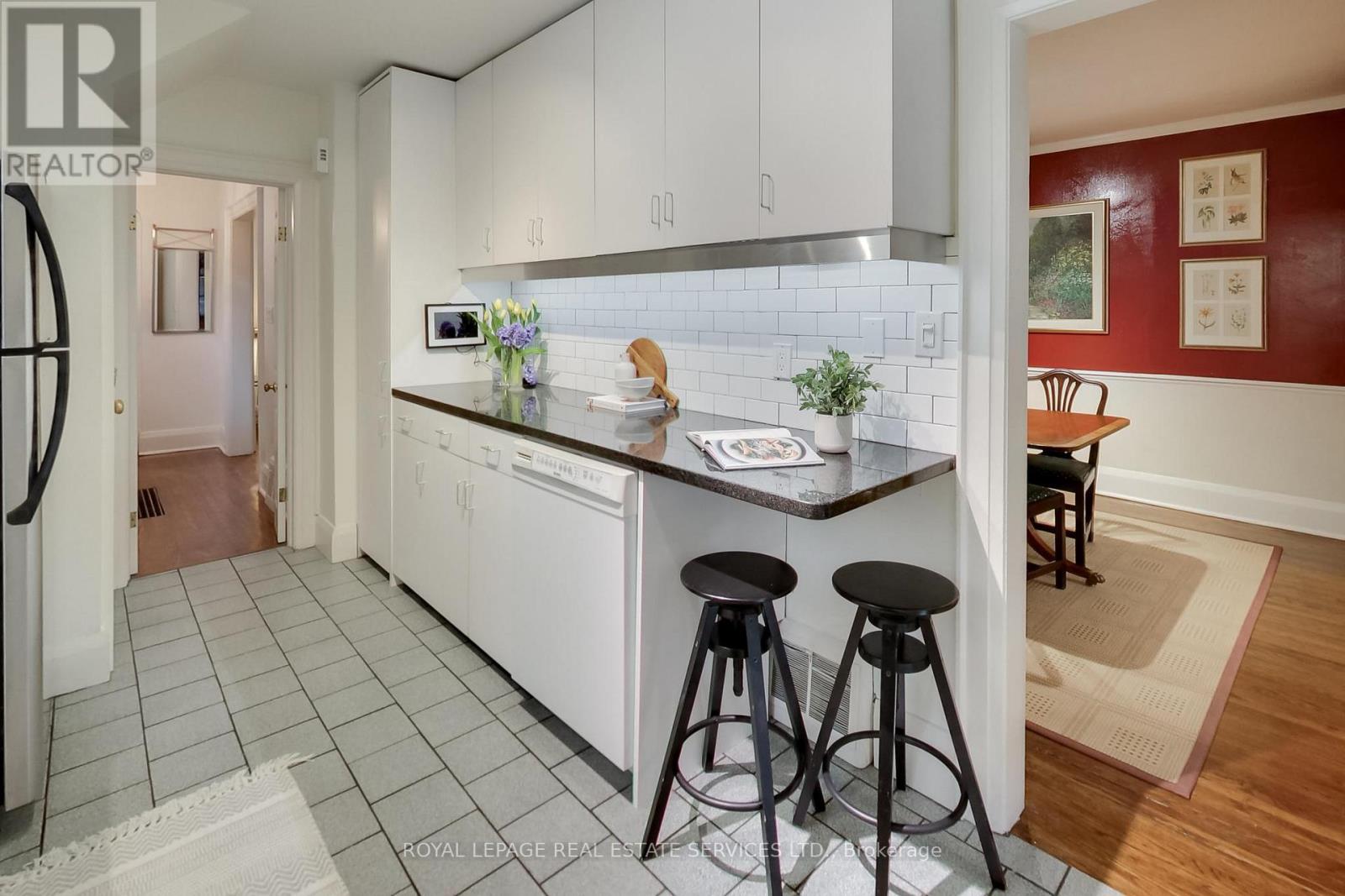 738 Huron Street, Toronto, Ontario  M4V 2W3 - Photo 17 - C13758844