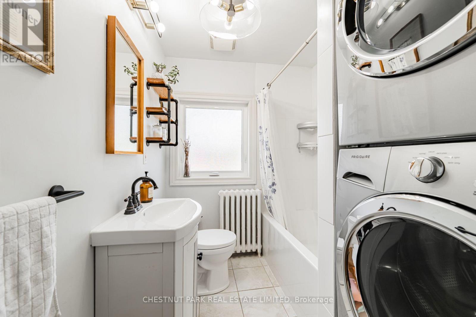 465 Oakwood Avenue, Toronto, Ontario  M6E 2W4 - Photo 26 - C13758988