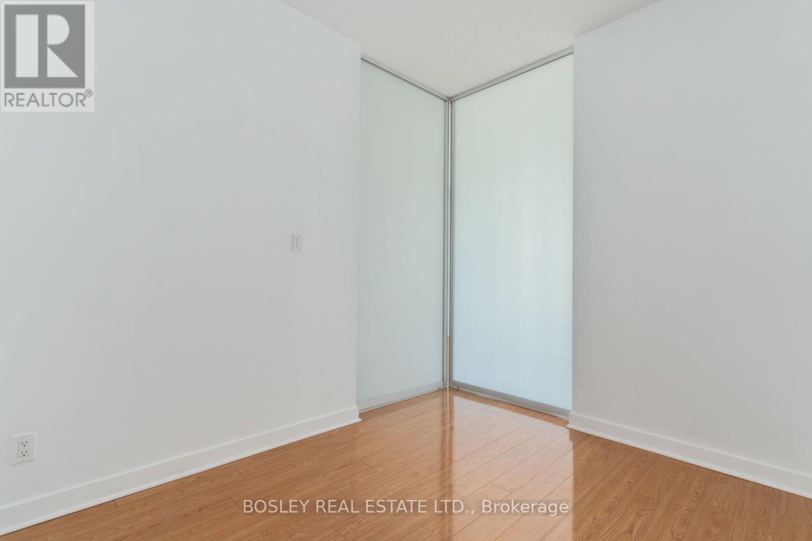 1302 - 126 Simcoe Street, Toronto, Ontario  M5H 4E6 - Photo 10 - C13759022