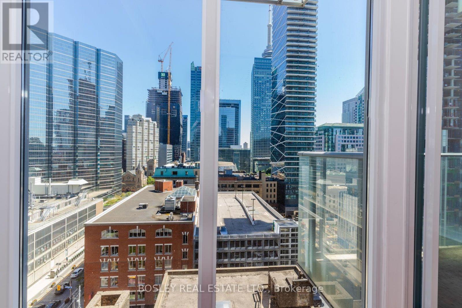 1302 - 126 Simcoe Street, Toronto, Ontario  M5H 4E6 - Photo 27 - C13759022