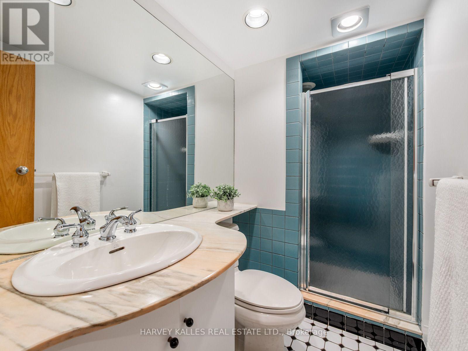 26 Vesta Drive, Toronto, Ontario  M5P 2Z5 - Photo 40 - C13759092