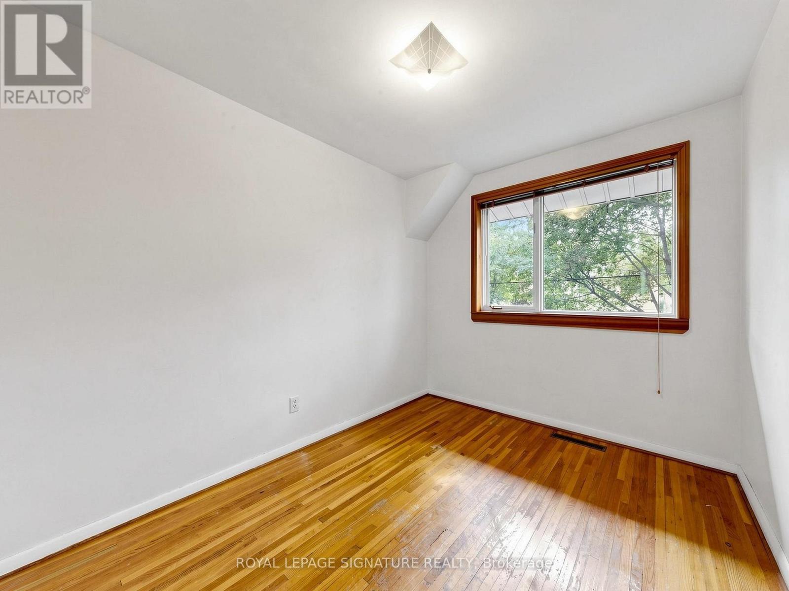 8 Ternhill Crescent, Toronto, Ontario  M3C 2E5 - Photo 23 - C13759110