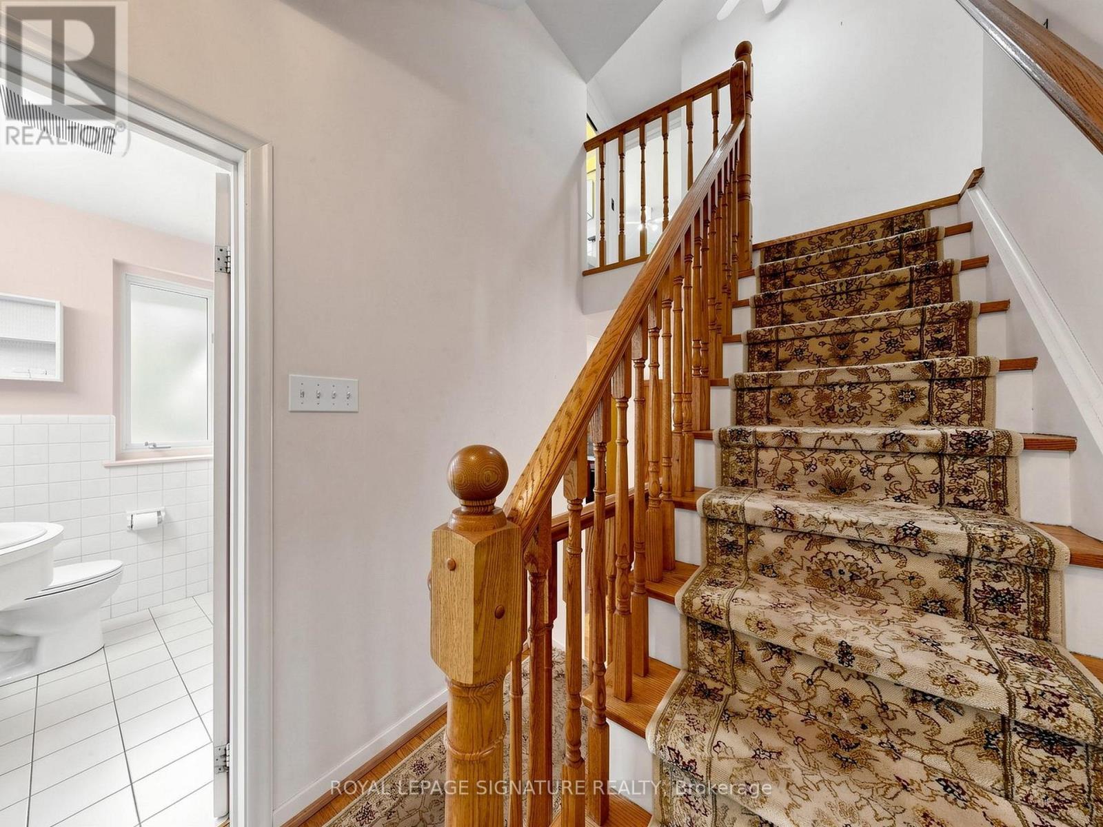 8 Ternhill Crescent, Toronto, Ontario  M3C 2E5 - Photo 27 - C13759110