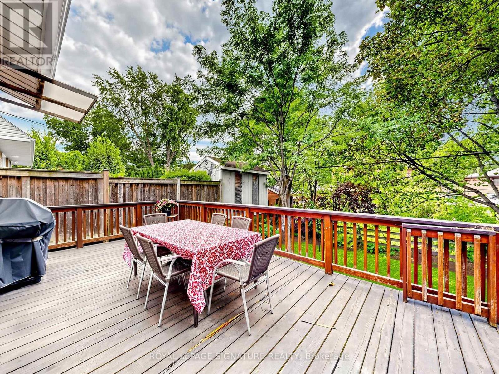 8 Ternhill Crescent, Toronto, Ontario  M3C 2E5 - Photo 41 - C13759110