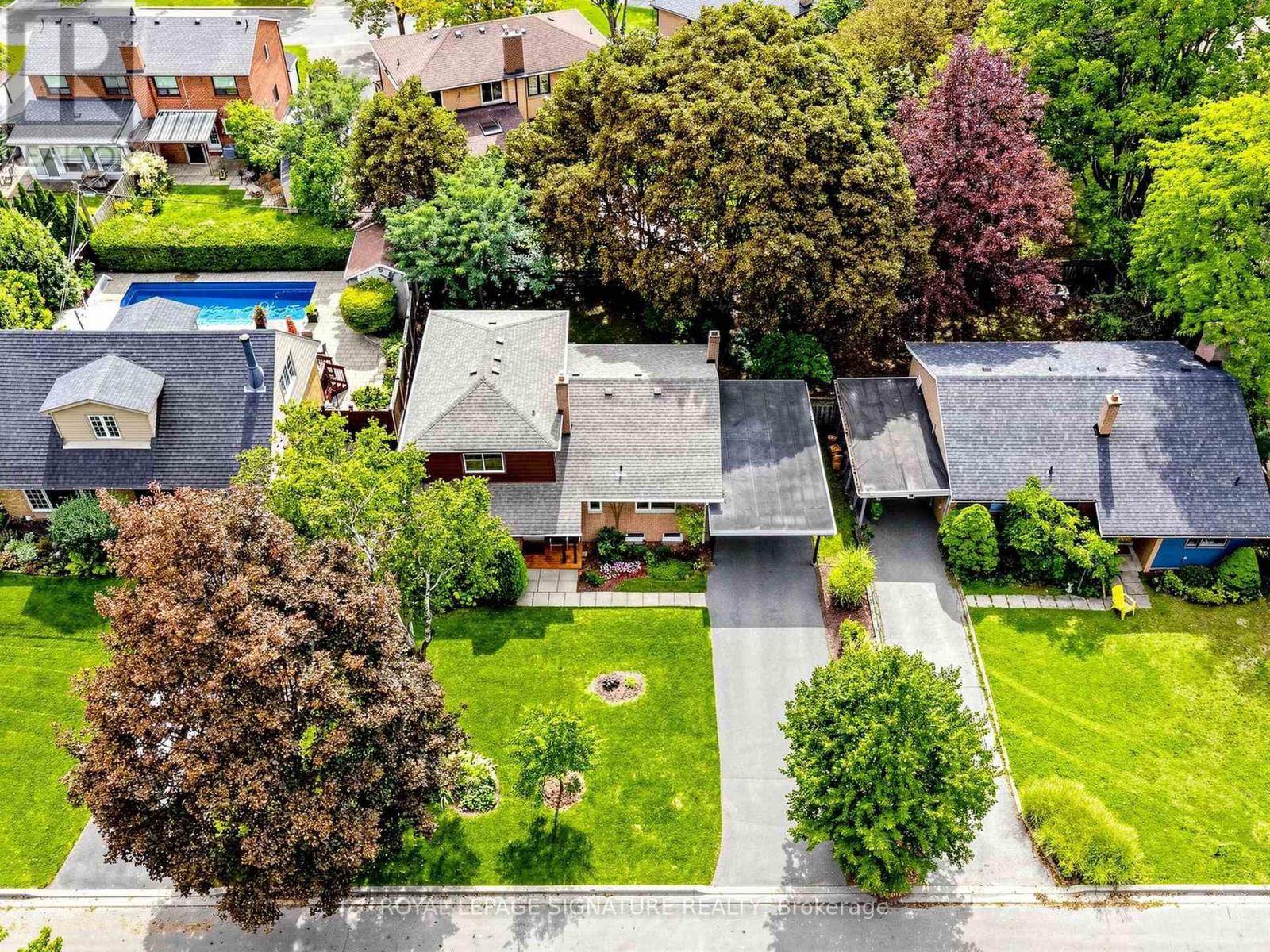 8 Ternhill Crescent, Toronto, Ontario  M3C 2E5 - Photo 47 - C13759110