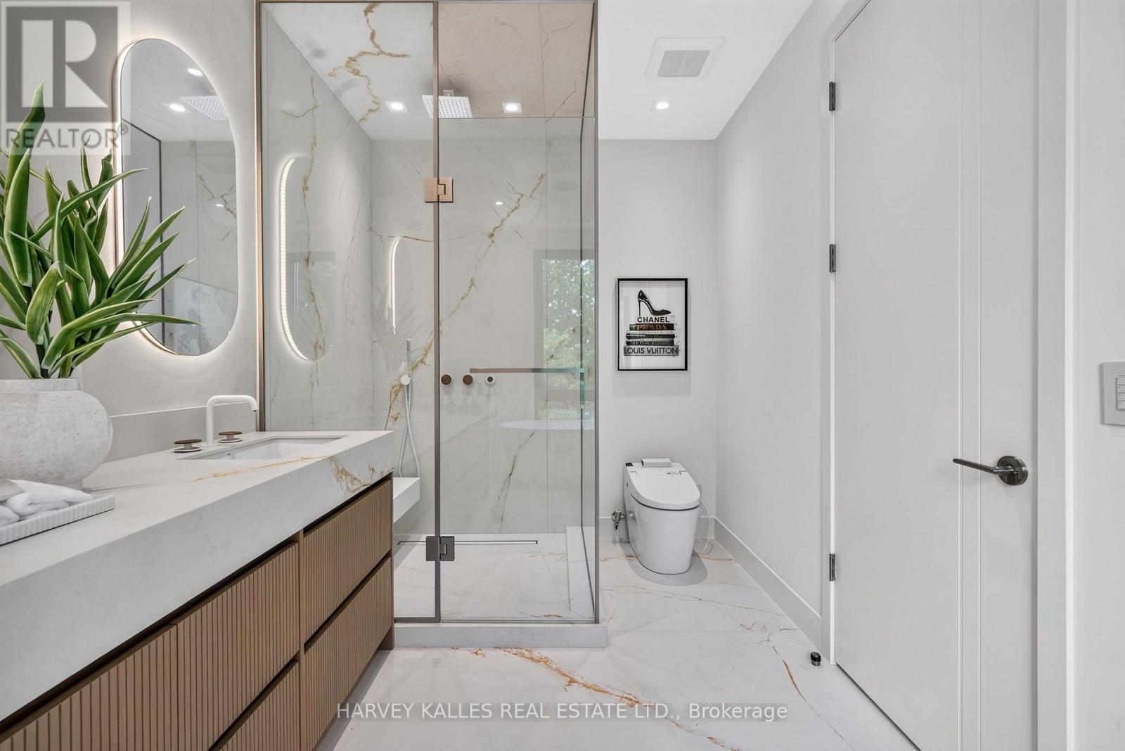 451 Cranbrooke Avenue, Toronto, Ontario  M5M 1N6 - Photo 18 - C13759126