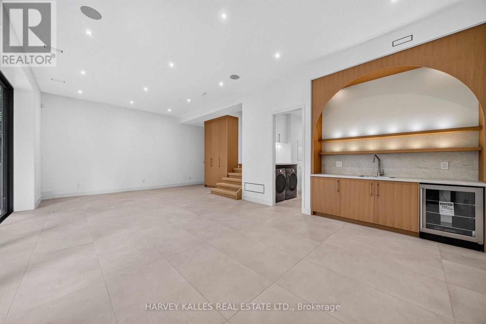451 Cranbrooke Avenue, Toronto, Ontario  M5M 1N6 - Photo 25 - C13759126