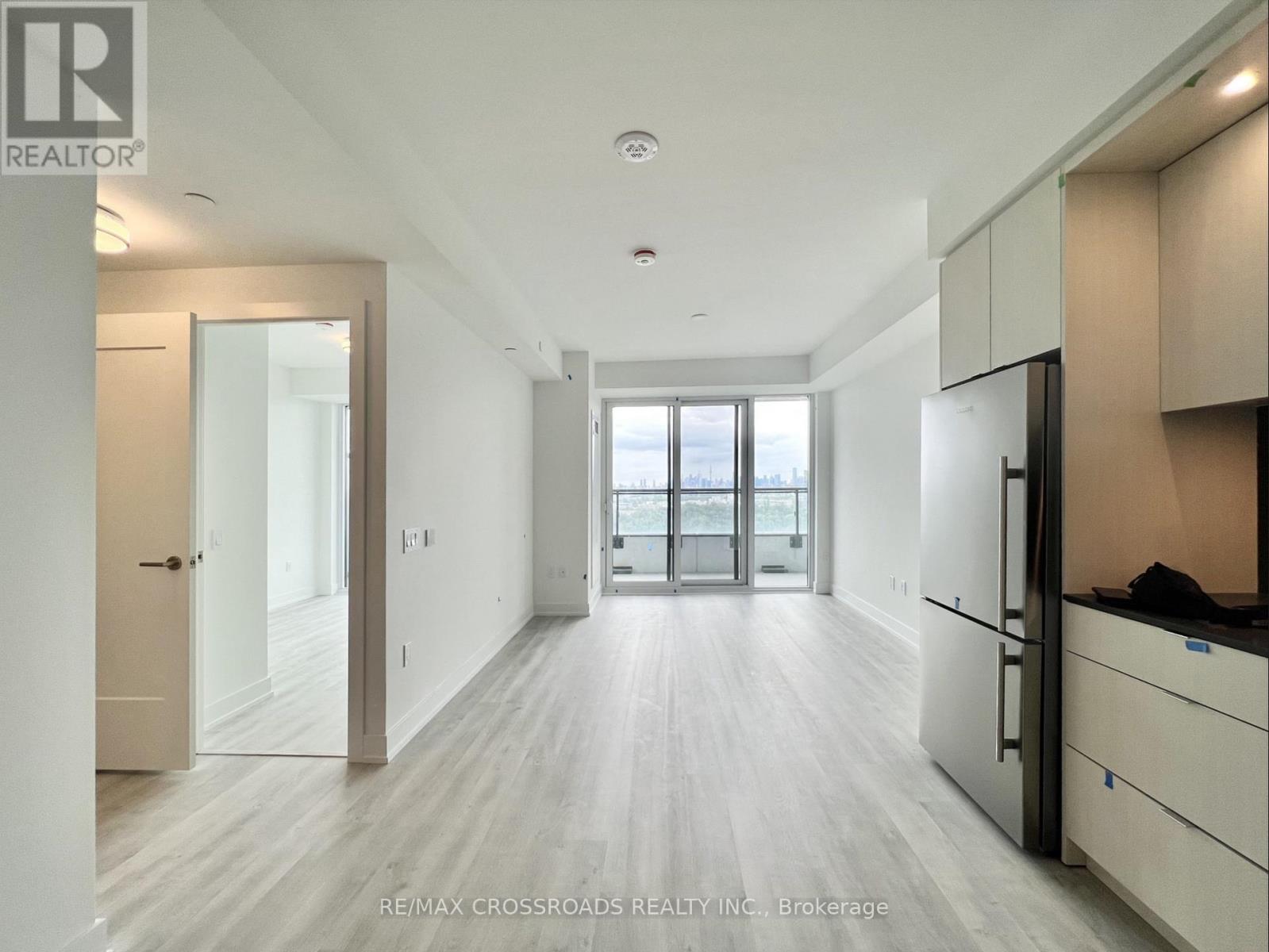 #1333 - 20 Inn On The Park Drive, Toronto, Ontario  M3C 0P8 - Photo 3 - C13759182