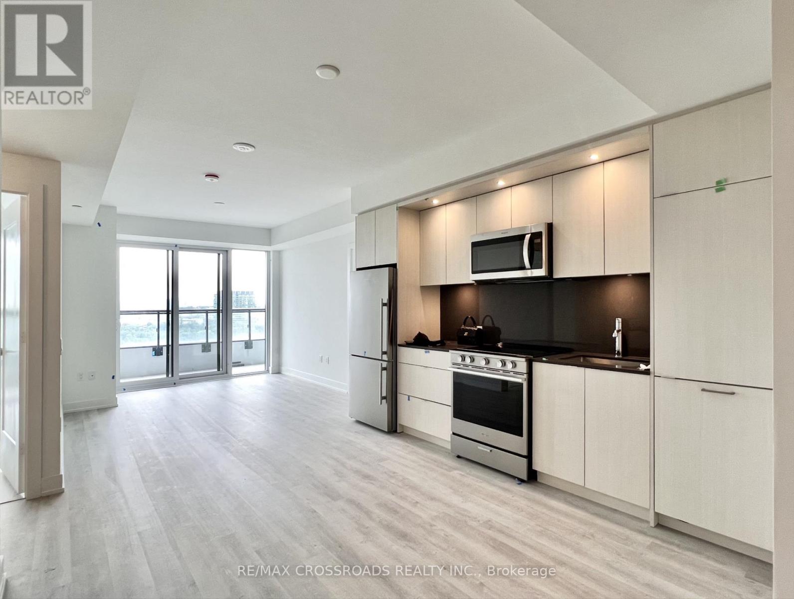 #1333 - 20 Inn On The Park Drive, Toronto, Ontario  M3C 0P8 - Photo 4 - C13759182