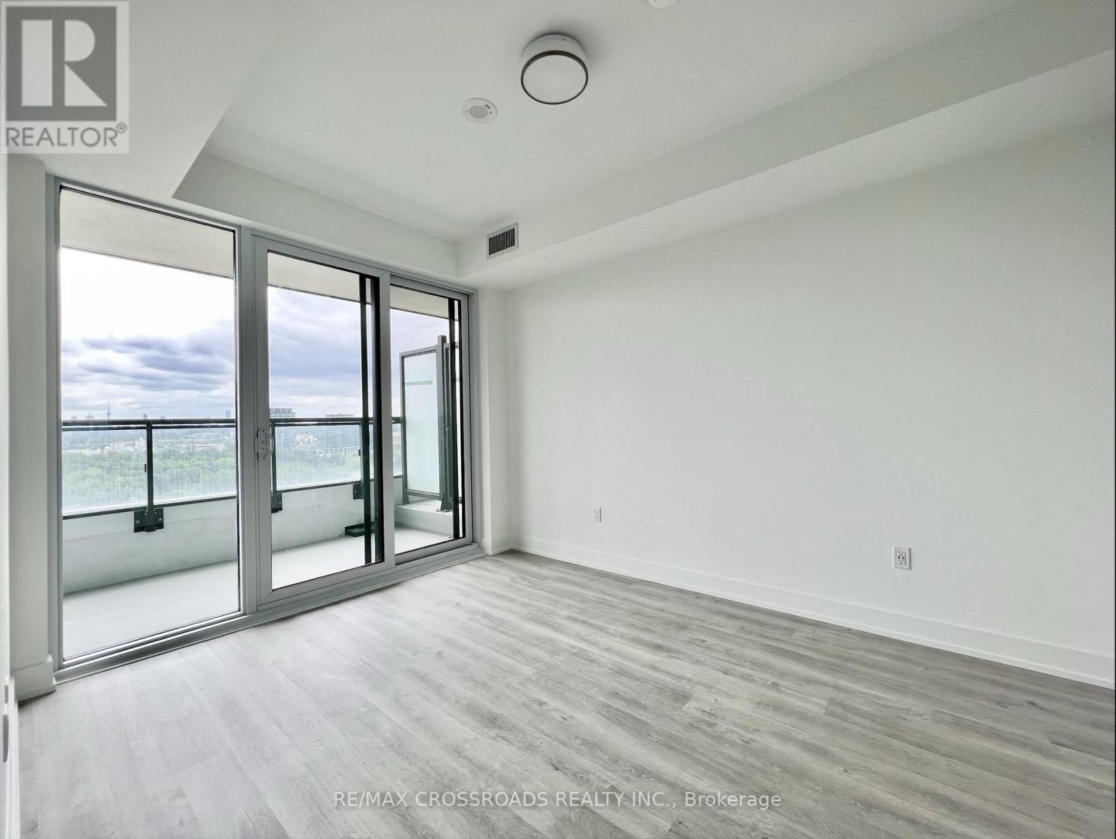 #1333 - 20 Inn On The Park Drive, Toronto, Ontario  M3C 0P8 - Photo 7 - C13759182