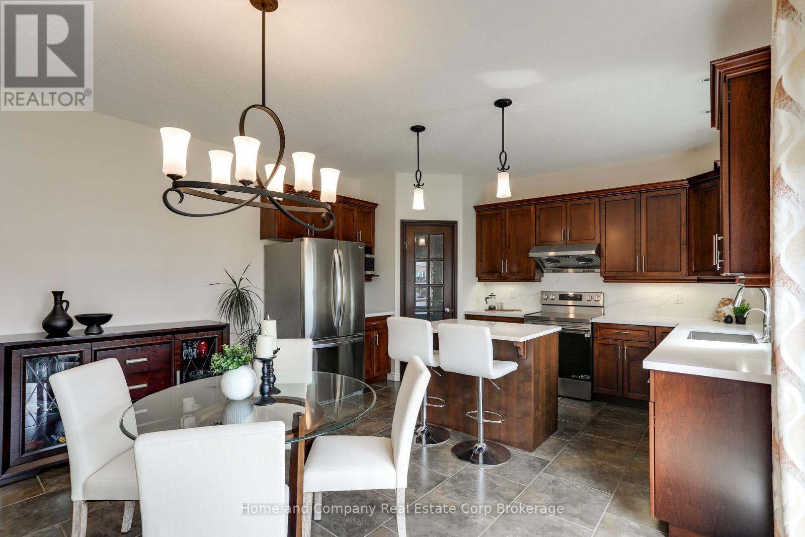 37 Thomas Street, Stratford, Ontario N5A 0B9 - Photo 16 - X13758902