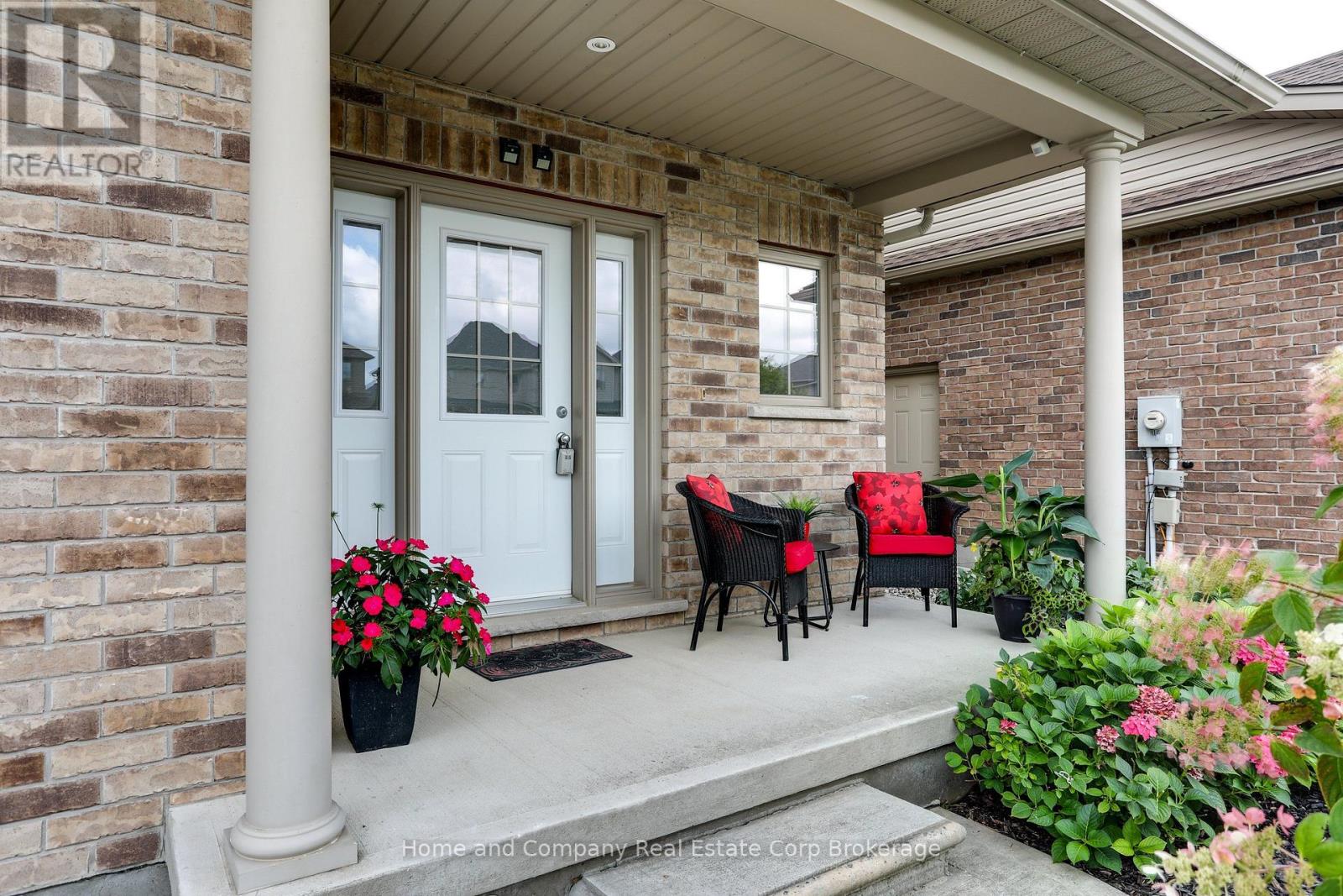 37 Thomas Street, Stratford, Ontario N5A 0B9 - Photo 4 - X13758902