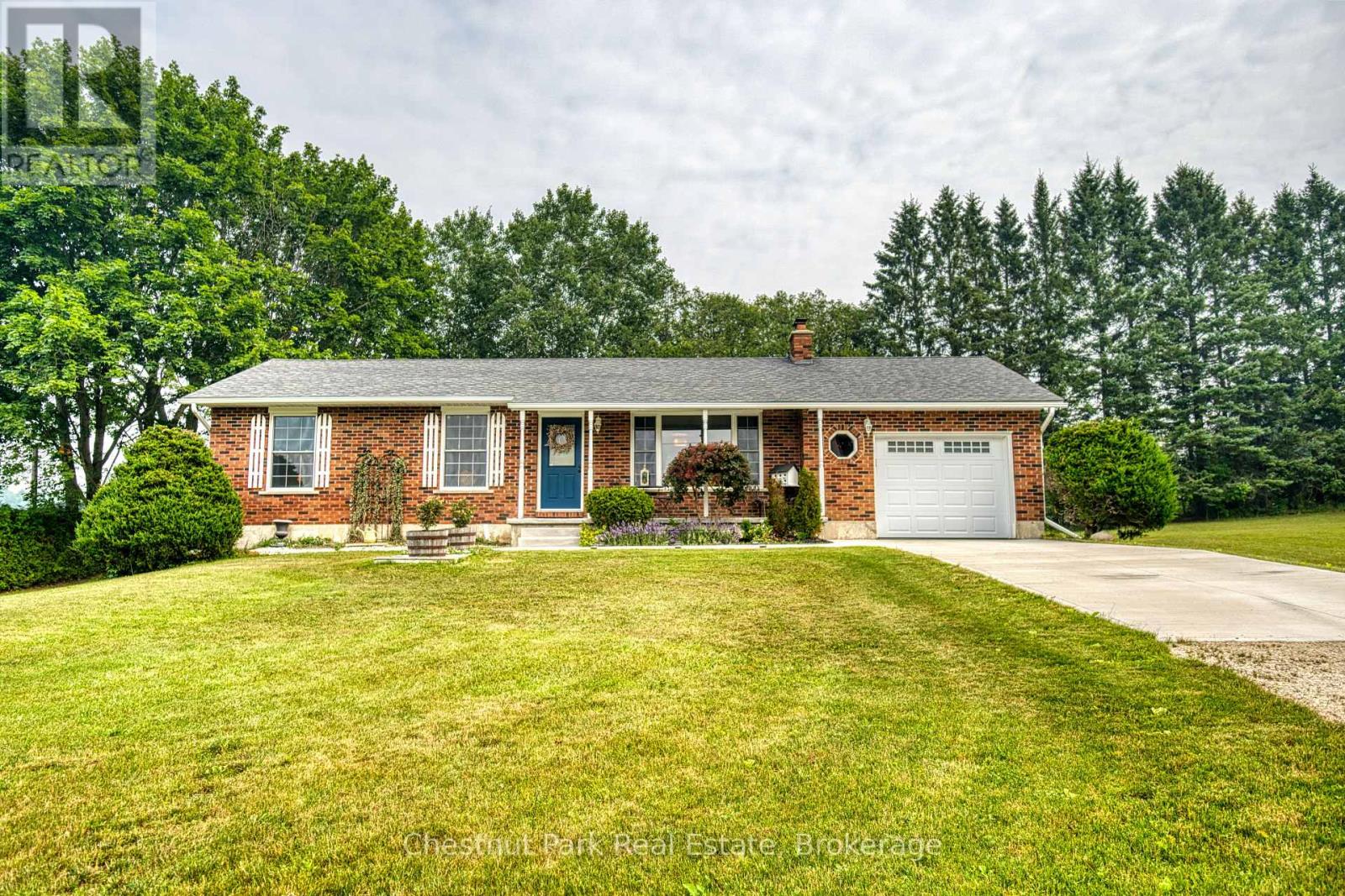 683199 Chatsworth Road 24, Chatsworth, Ontario  N0H 2V0 - Photo 2 - X13759130