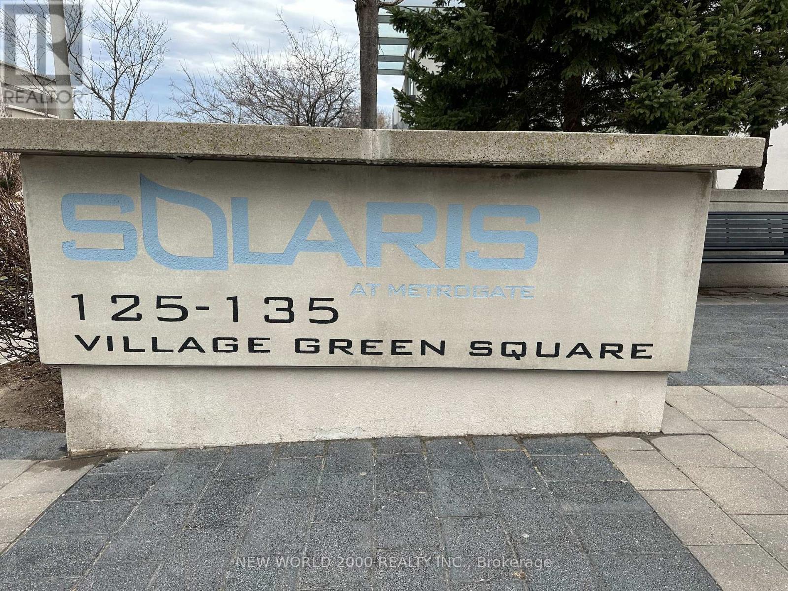 3725 - 135 VILLAGE GREEN SQUARE, Toronto, Ontario