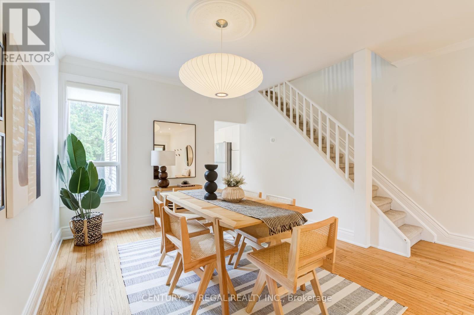 213 Boulton Avenue, Toronto, Ontario  M4M 2J8 - Photo 11 - E13758852