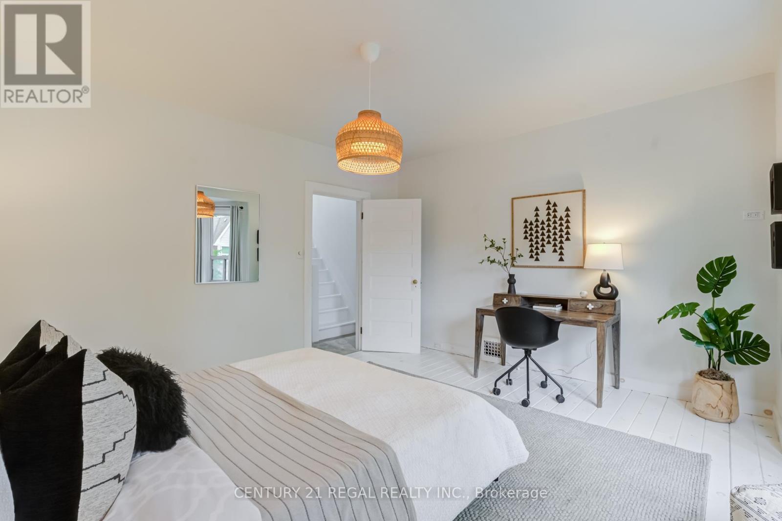 213 Boulton Avenue, Toronto, Ontario  M4M 2J8 - Photo 27 - E13758852