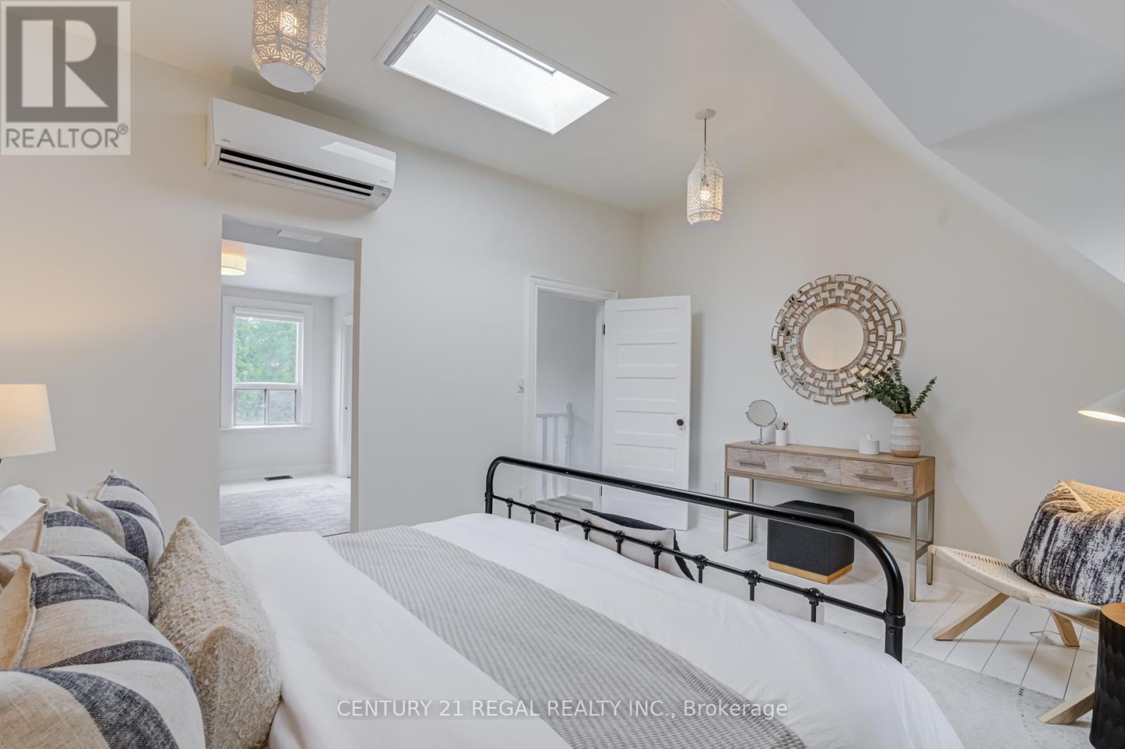 213 Boulton Avenue, Toronto, Ontario  M4M 2J8 - Photo 32 - E13758852