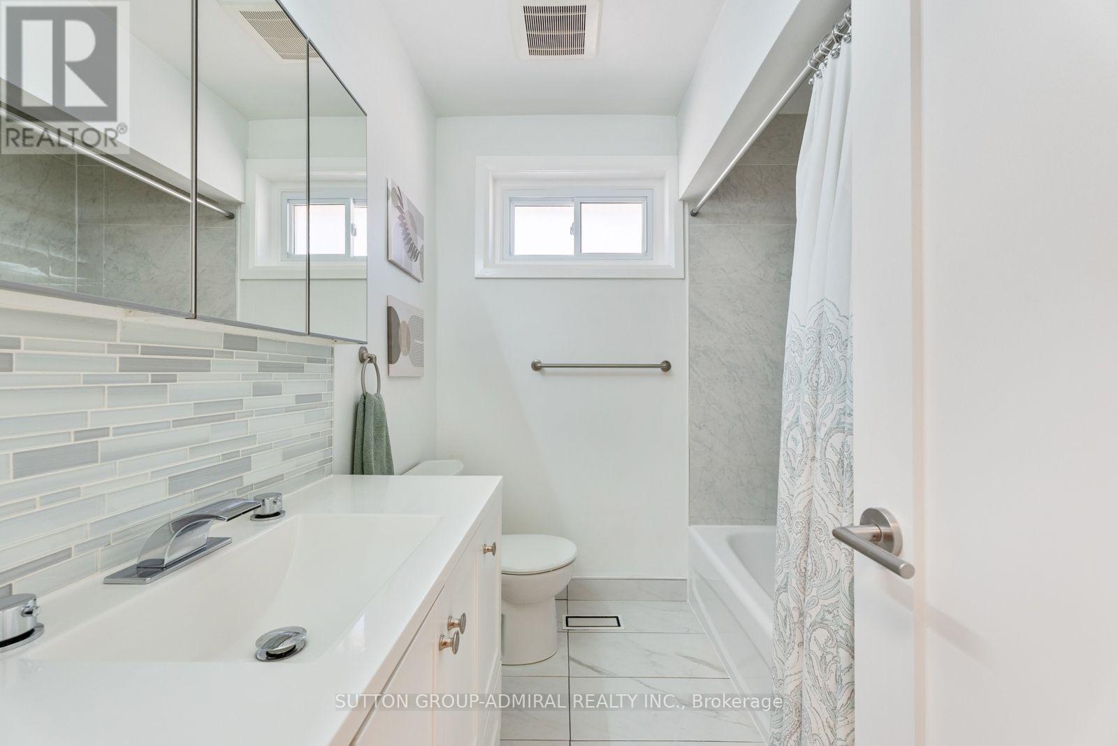25 Rowallan Drive, Toronto, Ontario  M1E 2Y5 - Photo 23 - E13758886
