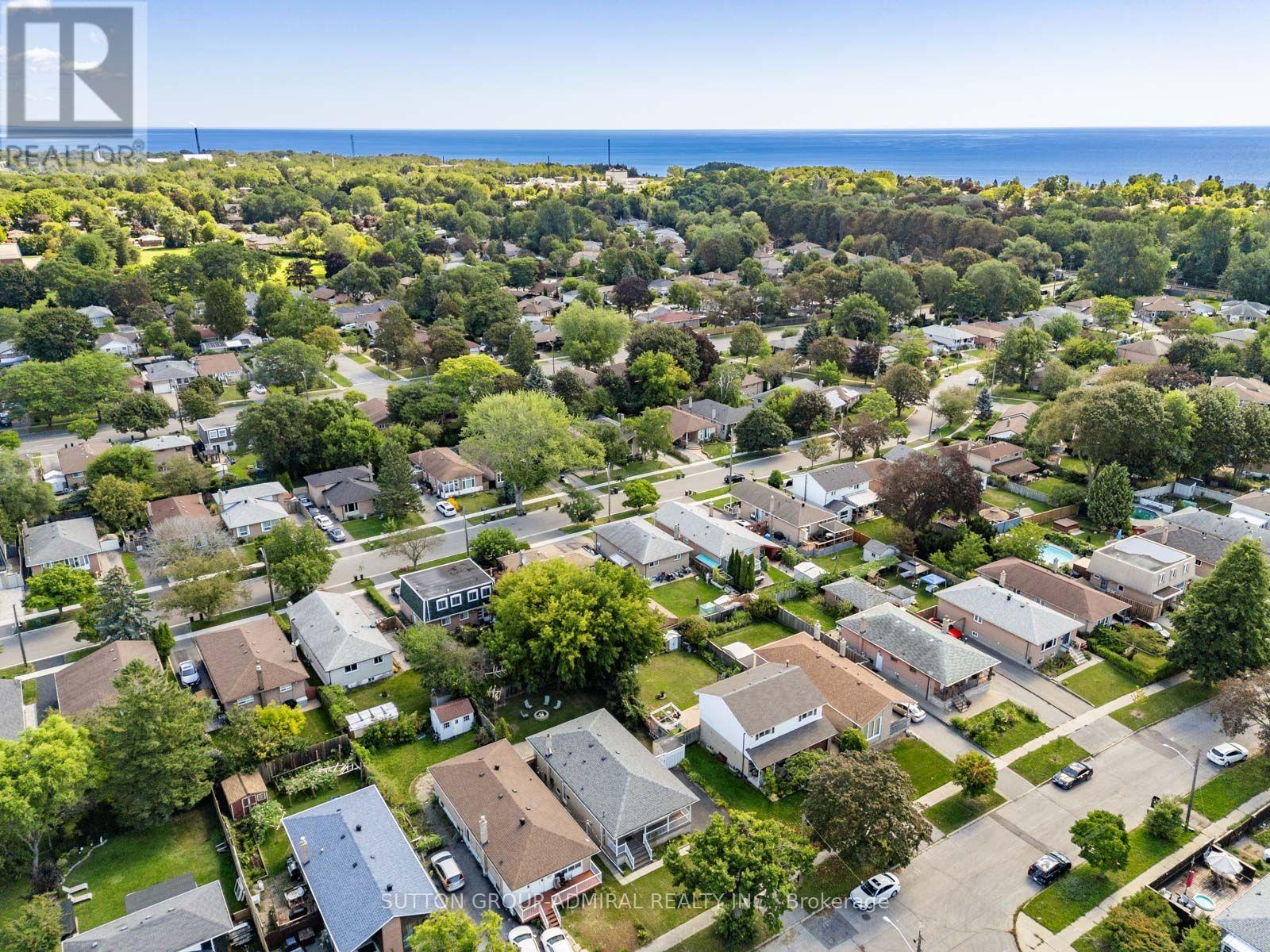 25 Rowallan Drive, Toronto, Ontario  M1E 2Y5 - Photo 47 - E13758886
