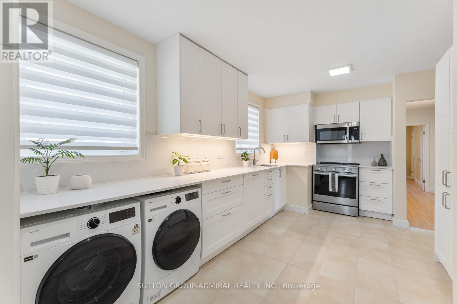 25 Rowallan Drive, Toronto, Ontario  M1E 2Y5 - Photo 6 - E13758886