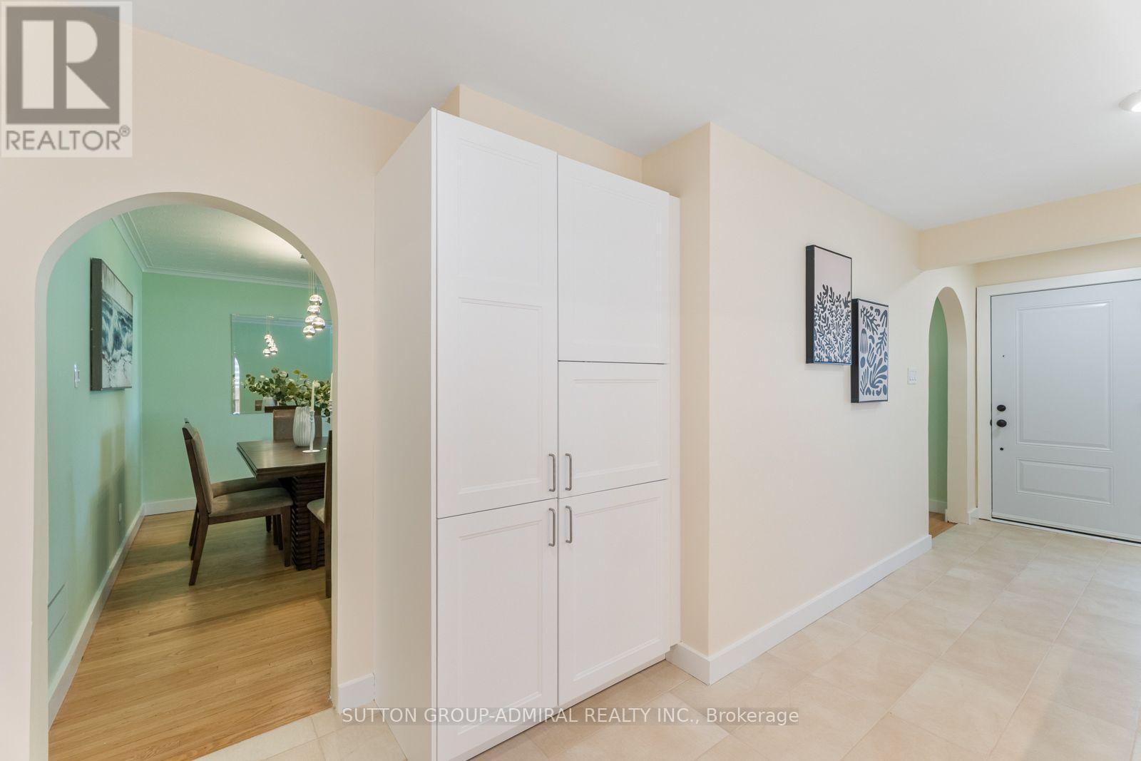 25 Rowallan Drive, Toronto, Ontario  M1E 2Y5 - Photo 9 - E13758886