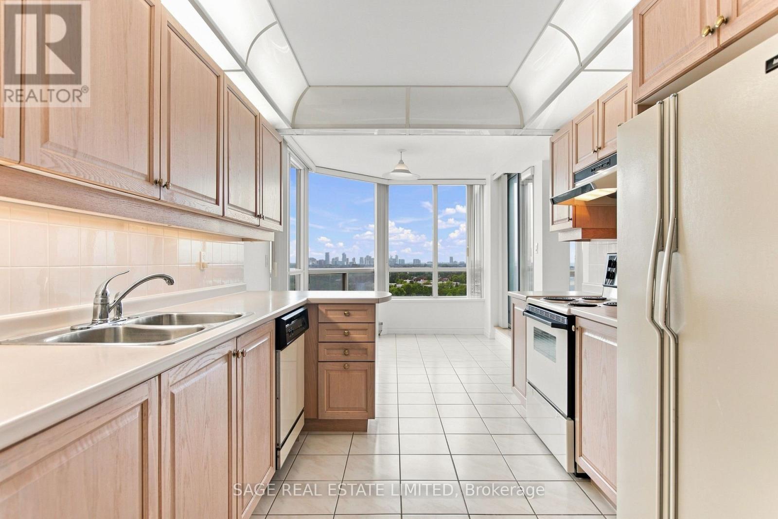 1805 - 168 Bonis Avenue, Toronto, Ontario  M1T 3V6 - Photo 14 - E13759040