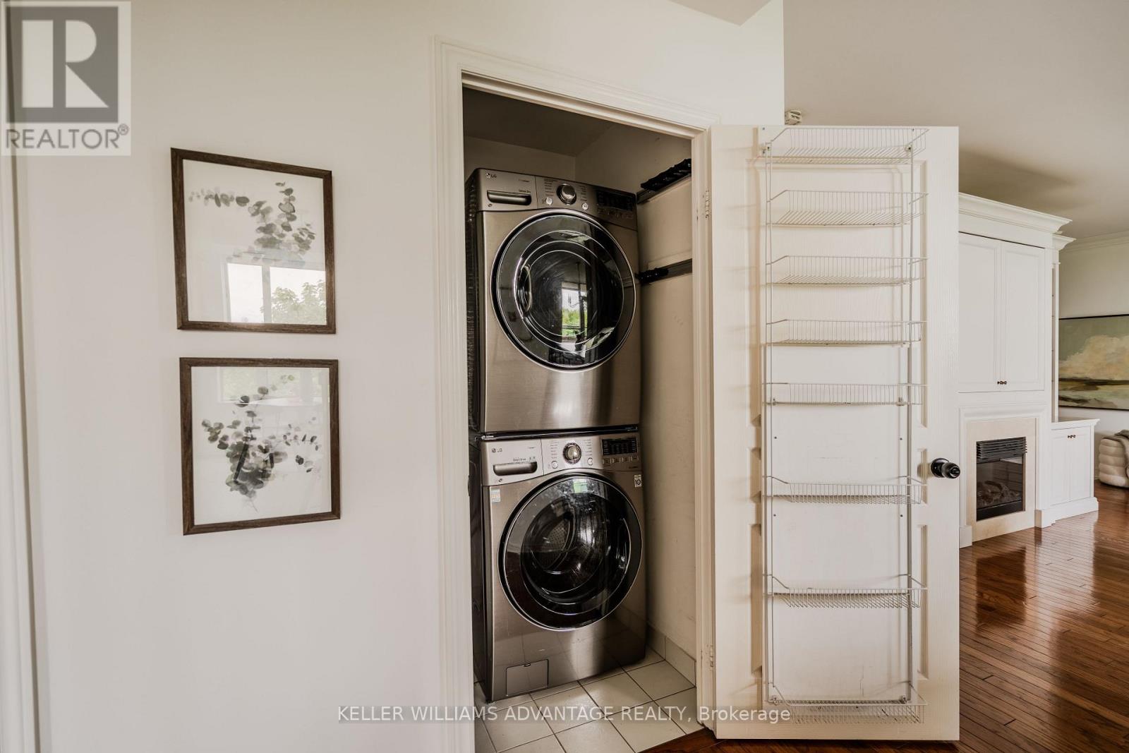 321 - 9 Boardwalk Drive, Toronto, Ontario M4L 6T1 - Photo 23 - E13759106
