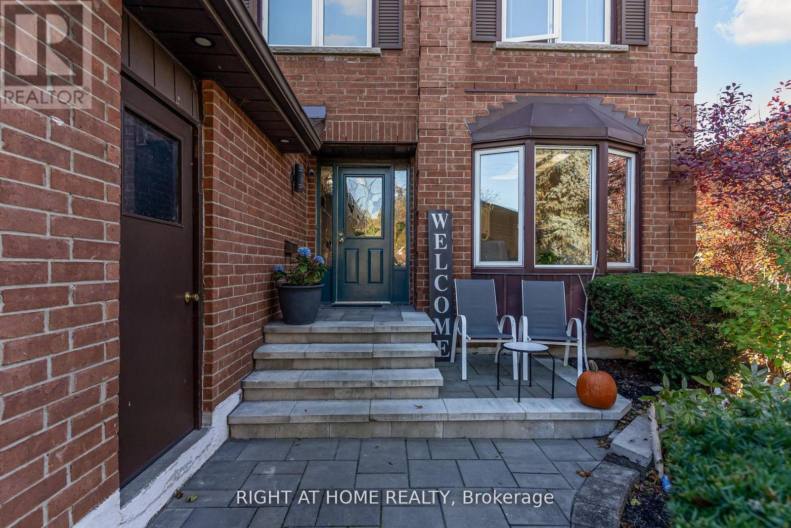 66 Glen Hill Drive, Whitby, Ontario  L1N 7A3 - Photo 3 - E13759184