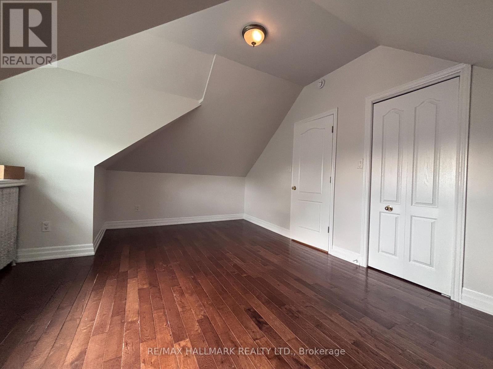 Loft - 27 Delaware Avenue, Toronto, Ontario  M6H 2S8 - Photo 16 - C13660330