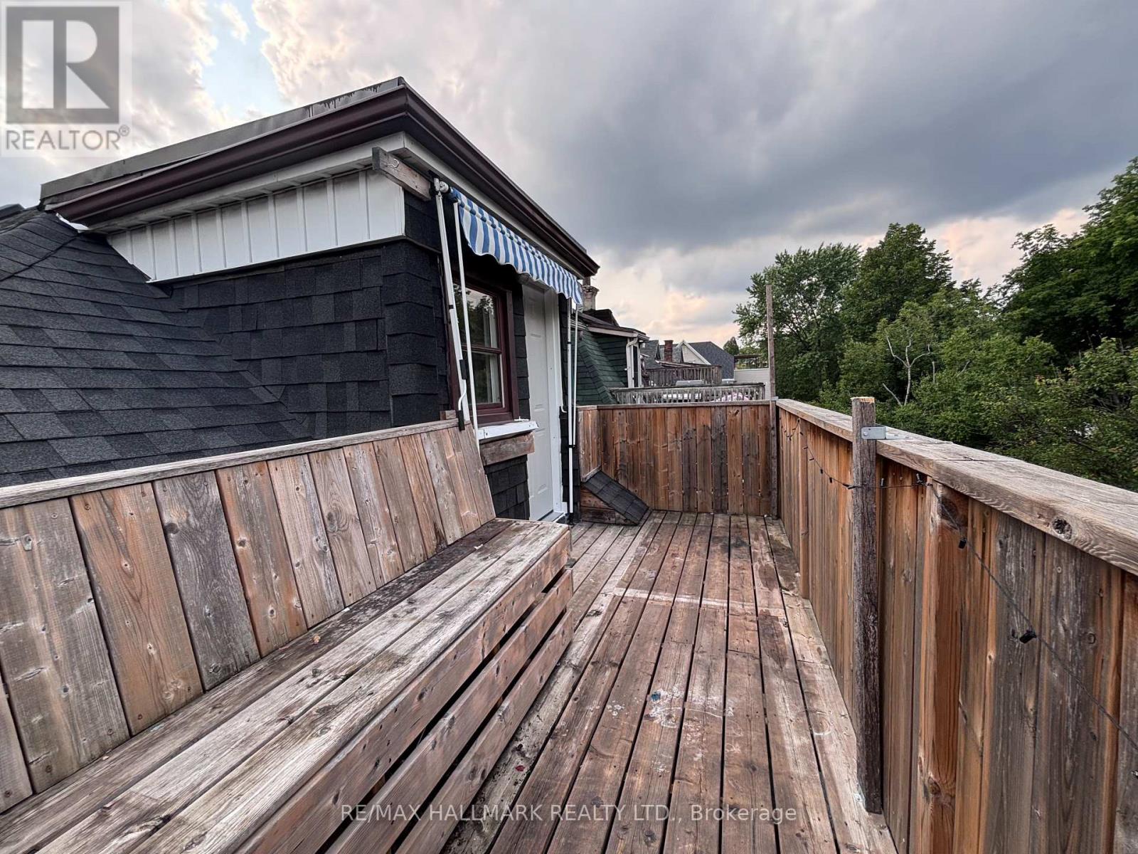 Loft - 27 Delaware Avenue, Toronto, Ontario  M6H 2S8 - Photo 19 - C13660330