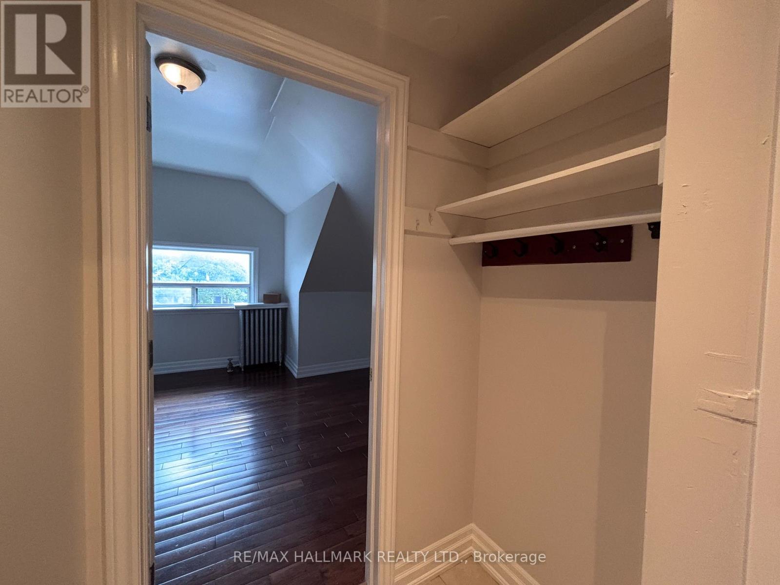 Loft - 27 Delaware Avenue, Toronto, Ontario  M6H 2S8 - Photo 12 - C13660330