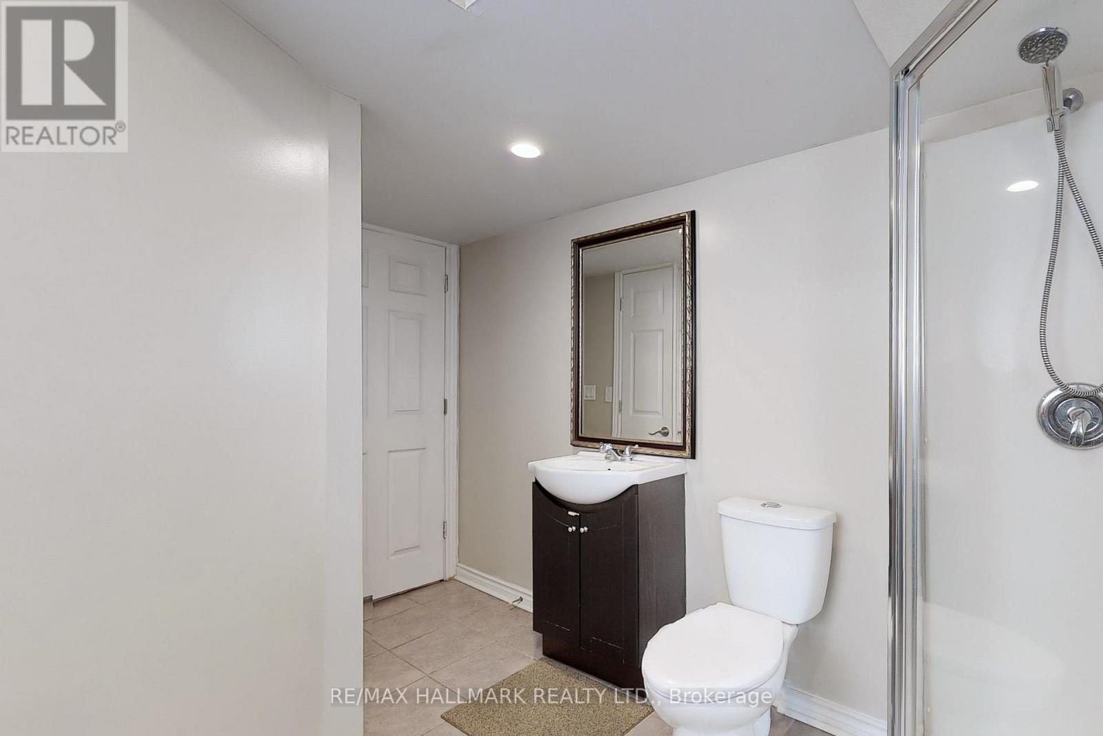 Basement - 63 Hillview Drive, Newmarket, Ontario  L3Y 4H8 - Photo 12 - N13757524