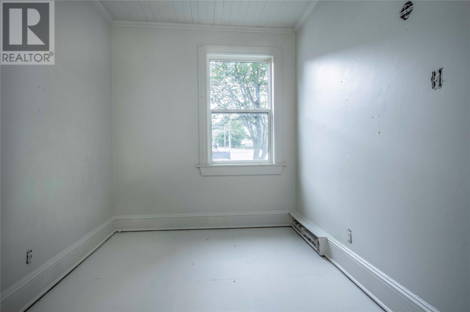 19 Golf Avenue, St. John's — photo 16