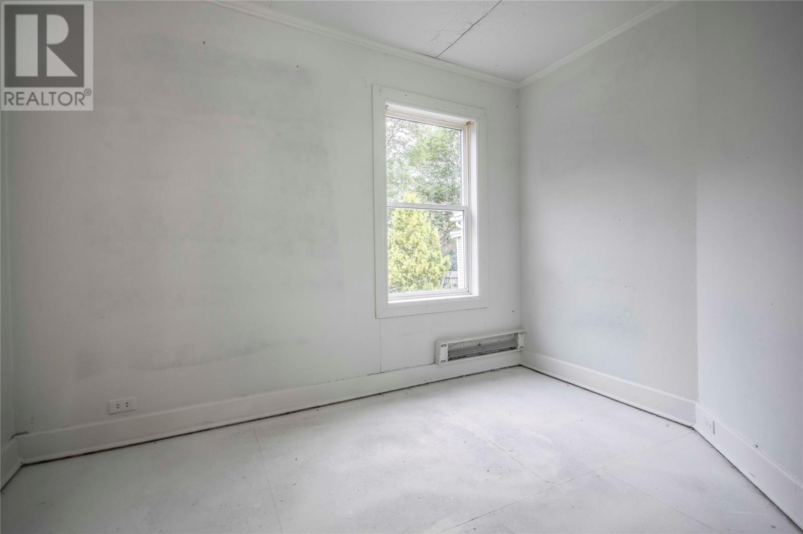 19 Golf Avenue, St. John's — photo 17