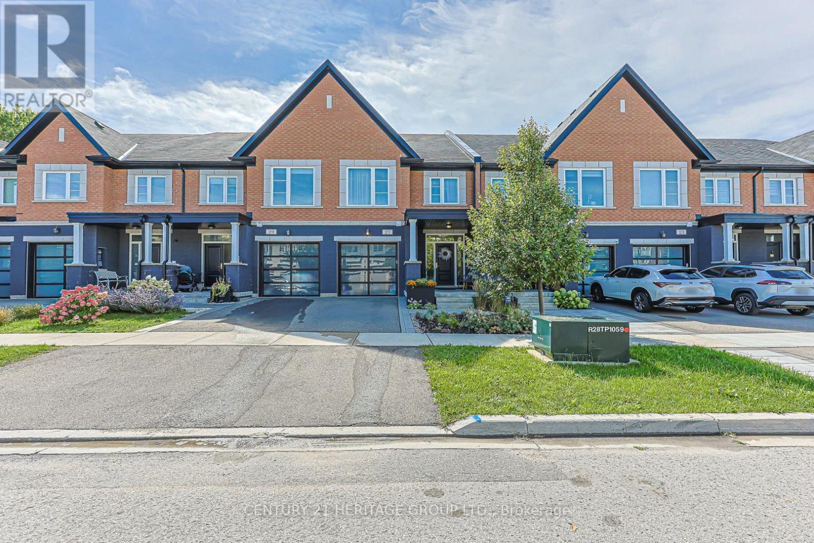 27 Lowther Avenue, Richmond Hill, Ontario  L4E 2Z6 - Photo 2 - N13758856