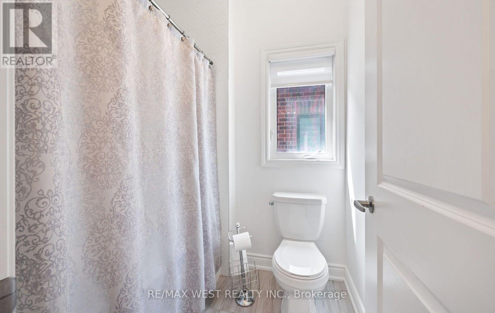 133 Rotondo Crescent, Vaughan, Ontario L4H 4R1 - Photo 32 - N13758892