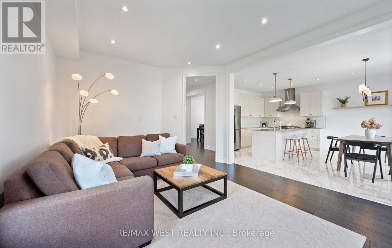 133 Rotondo Crescent, Vaughan, Ontario L4H 4R1 - Photo 7 - N13758892