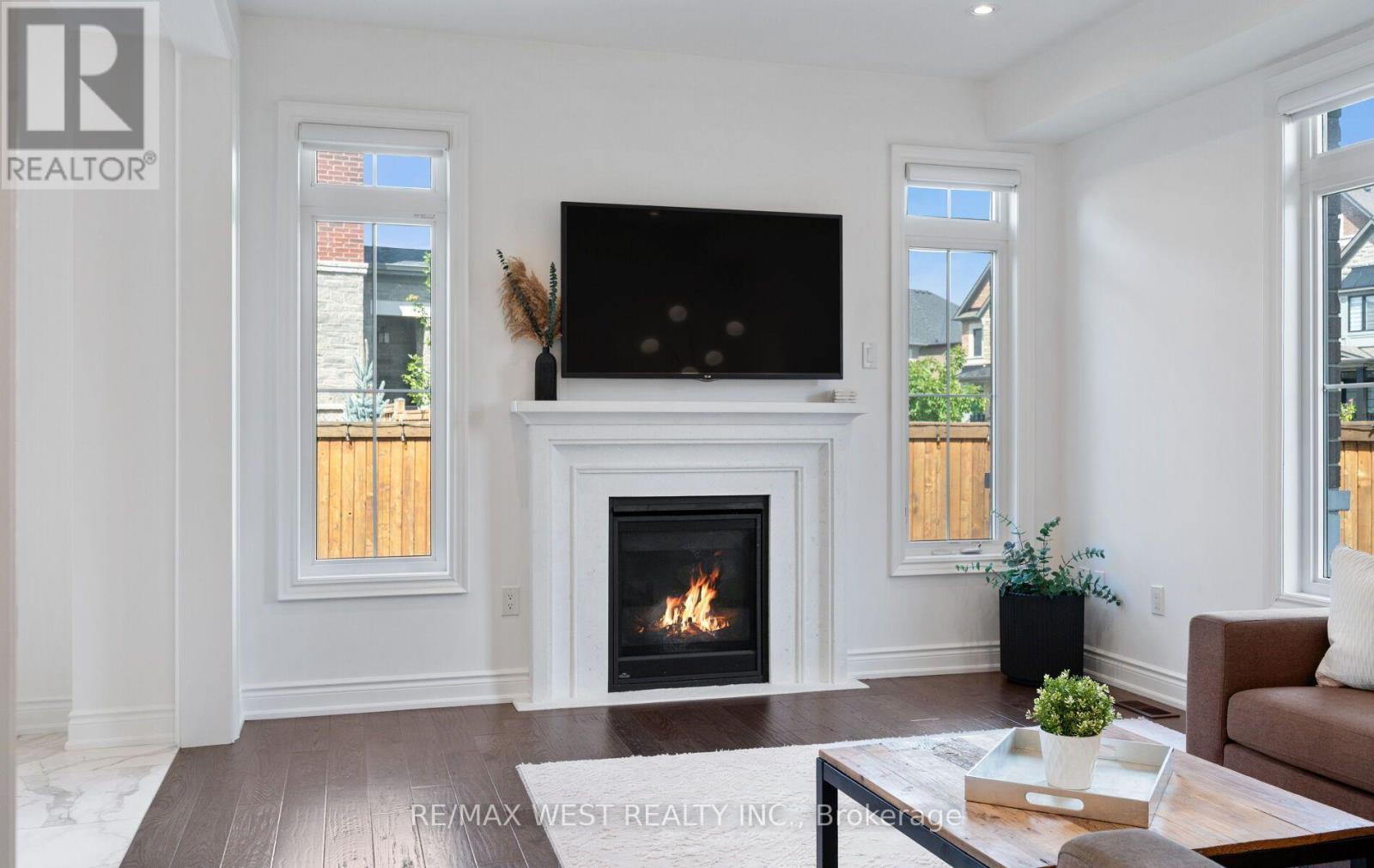133 Rotondo Crescent, Vaughan, Ontario L4H 4R1 - Photo 8 - N13758892