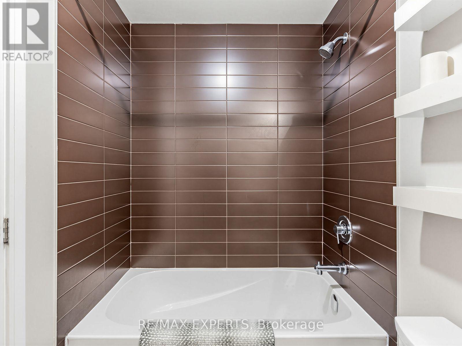 408 - 9201 Yonge Street, Richmond Hill (Langstaff), Ontario  L4C 6Z2 - Photo 18 - N13758896