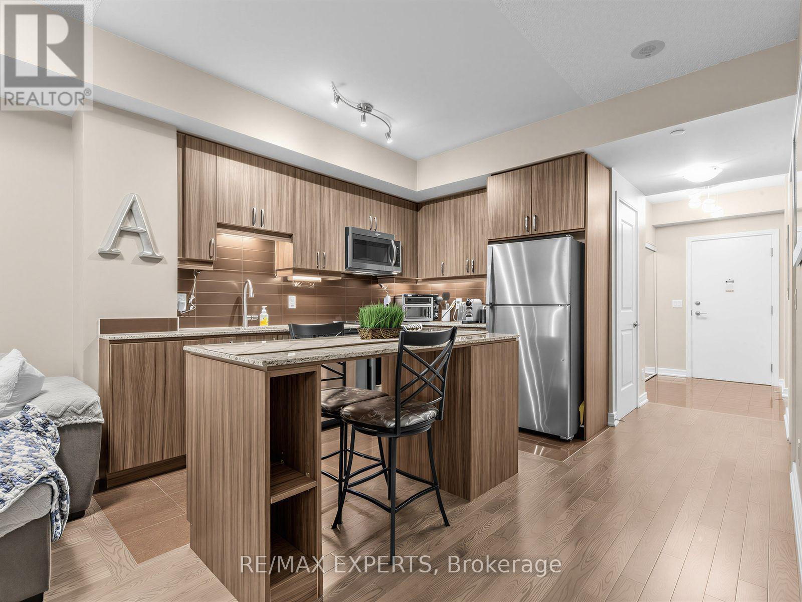408 - 9201 Yonge Street, Richmond Hill (Langstaff), Ontario  L4C 6Z2 - Photo 3 - N13758896