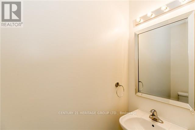 35 Farooq Boulevard, Vaughan, Ontario  L4L 1A6 - Photo 11 - N13758916