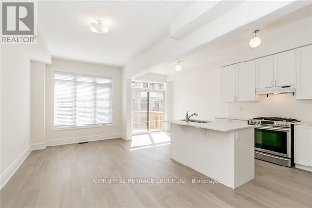 35 Farooq Boulevard, Vaughan, Ontario  L4L 1A6 - Photo 3 - N13758916