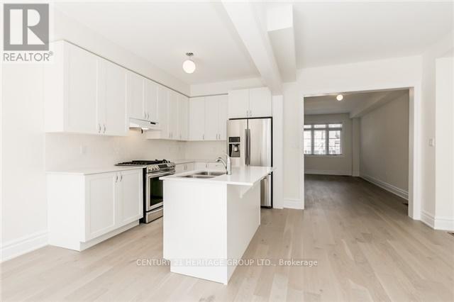 35 Farooq Boulevard, Vaughan, Ontario  L4L 1A6 - Photo 6 - N13758916