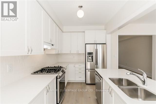 35 Farooq Boulevard, Vaughan, Ontario  L4L 1A6 - Photo 7 - N13758916