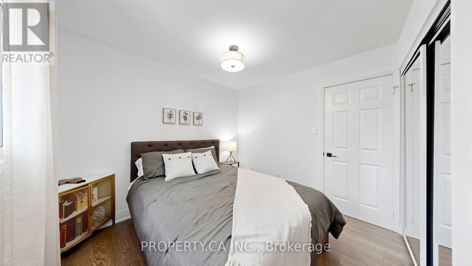 32 Hodgins Avenue, Georgina, Ontario L4P 3T3 - Photo 29 - N13759098