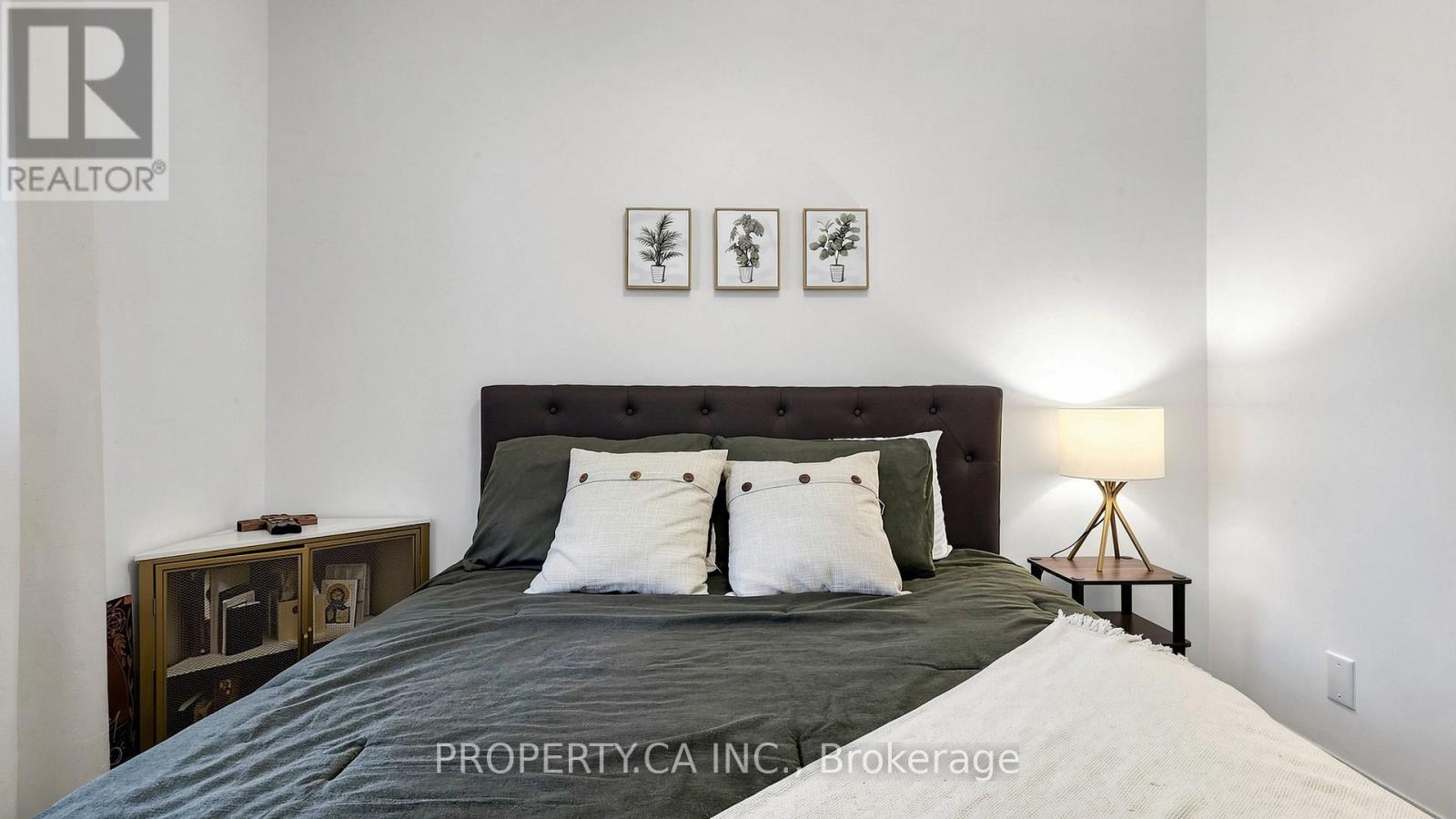 32 Hodgins Avenue, Georgina, Ontario L4P 3T3 - Photo 30 - N13759098